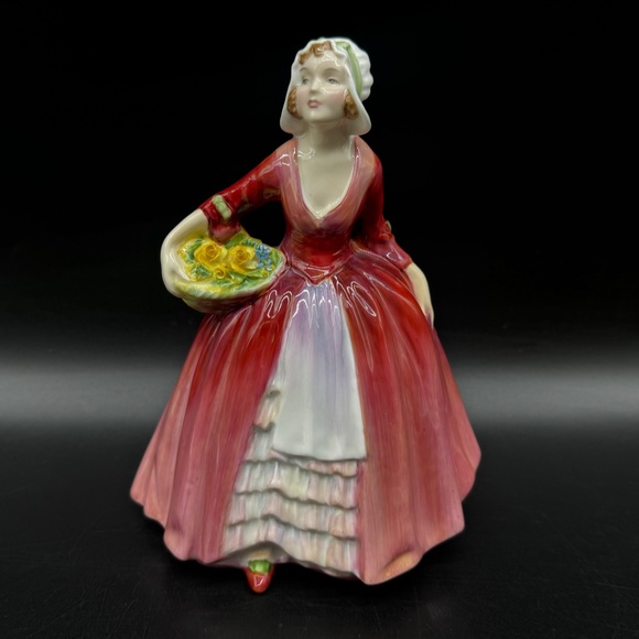 Royal Doulton 1937 Janet HN 1537 Figurine Bone China England - Picture 1 of 6